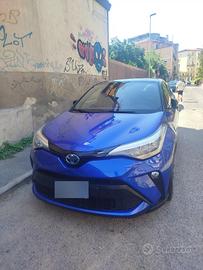 Toyota CHR 2.0 