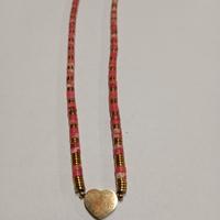 Collana con perline e cuore