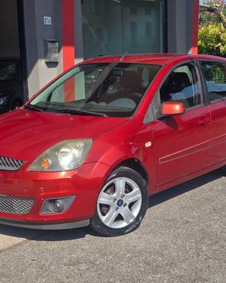 FORD Fiesta 1.4 TDCi 5 Porte IDEALE per NEOPATEN