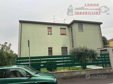 Immobile di 90 m² a Dresano