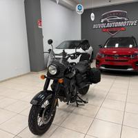 Um Renegade Commando 300 TOTAL BLACK SOLO 2900 eur