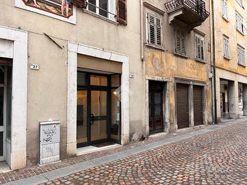 NEGOZIO A ROVERETO
