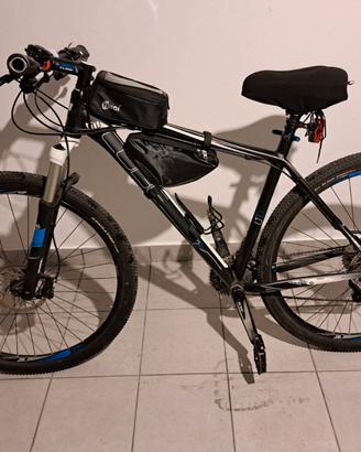 Bicicletta mountain bike alluminio Cube