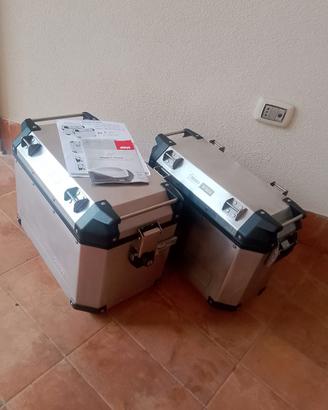 Coppia valigie  borse GIVI Trekker Outback 48/37