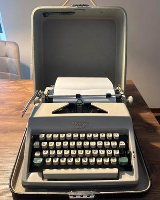 Olympia Monica - Macchina da scrivere
