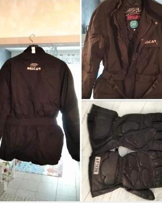 abbigliamento per moto o scooter 