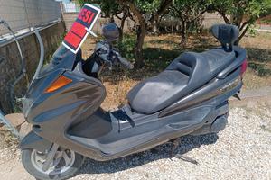 scooter Majesty 250