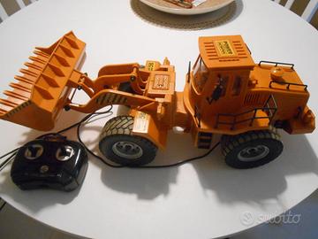Camion escavatore