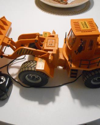 Camion escavatore