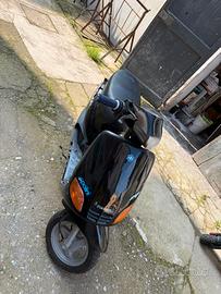 Scooter zip 50