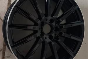 Cerchio Mercedes gla anno 2023