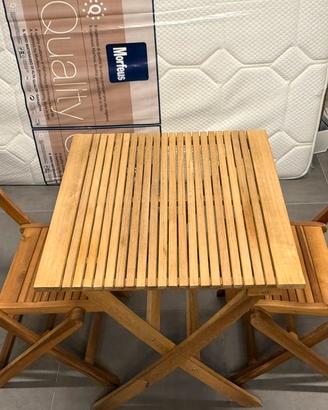 Tavolino in legno 60x60 con 2 sedie abbinate