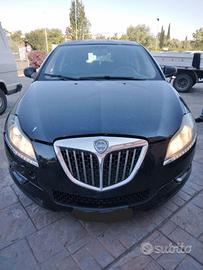 PROIETTORI ANTERIORI LANCIA DELTA 2010-LED