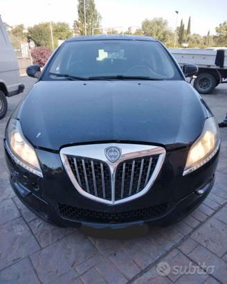 PROIETTORI ANTERIORI LANCIA DELTA 2010-LED