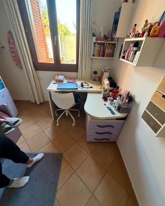 camera bimba con scrivania