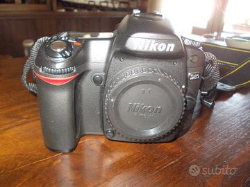 Fotocamera Nikon d 80 solo corpo