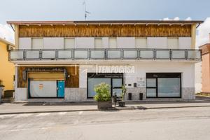 AMPIO QUADRILOCALE A FELEGARA