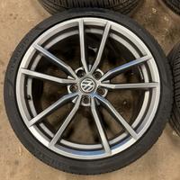 Cerchi in lega Volkswagen Golf R 19”