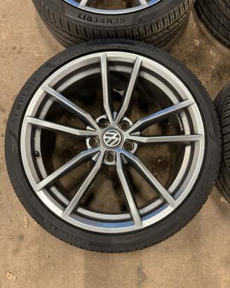 Cerchi in lega Volkswagen Golf R 19”