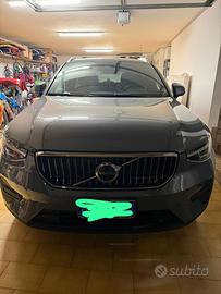 volvo xc40 recharge plug-in hybrid