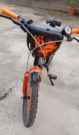 Bicicletta bambino consegna a mano.