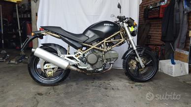 Ducati Monster 600 Dark