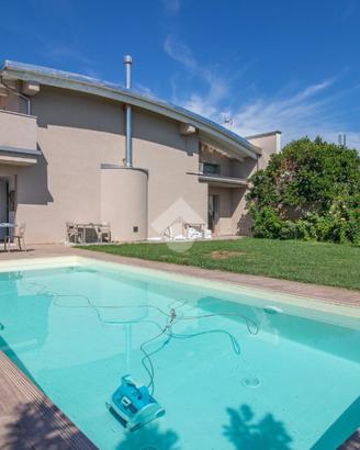 VILLA SINGOLA A CESENATICO