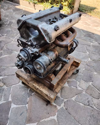 Motore Alfa Romeo 1900 AR 1306 adattato  Alfa Matt