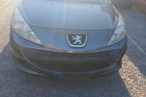 Peugeot 207 - 2006