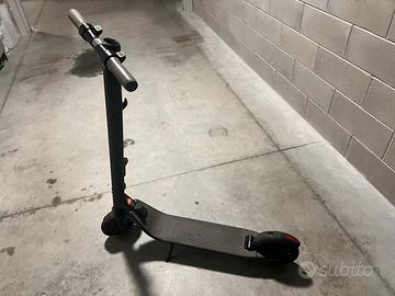 Monopattino nine bot segaway