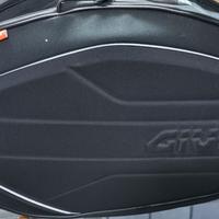 Valigie laterali transalp 650 givi con telai