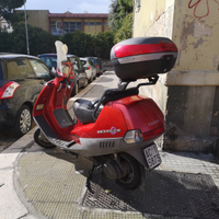 Piaggio hexsagon