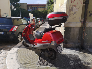 Piaggio hexsagon