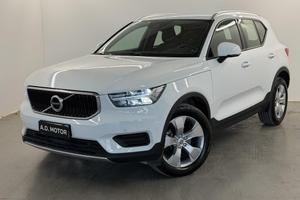 Volvo XC40 1.5 T3 Momentum 163cv auto my21