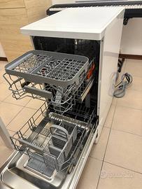 Lavastoviglie Hotpoint Ariston HSFC 3T127 C