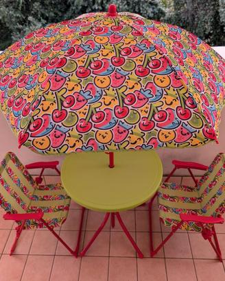 Set tavolino + ombrellone e 2 sedie per bambini