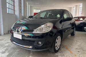 Renault Clio 1.4 16V 5 porte Dynamique