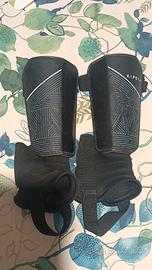 parastinchi Kipsta bambino 