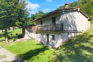 Rustico a Monte Prat - 100 mq, due piani, terreni