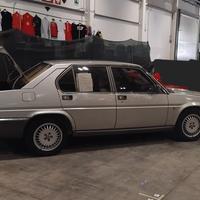 alfa 90 2.5 quadrifoglio oro 