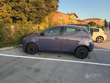 Lancia Y 2017 1.2  60cv Benzina 