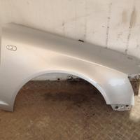 Parafango anteriore destro Audi A6 C6 Avant grigio