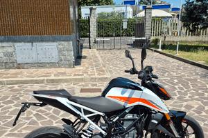 Ktm duke 390 2023