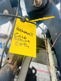 Ponte Renault Clio Berlina. Anno 2014.