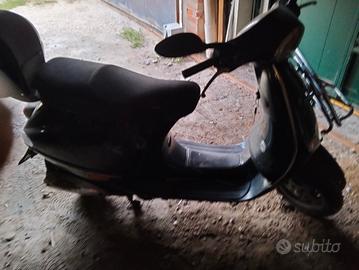 vespa et4 150