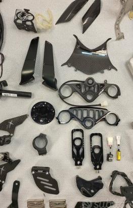 ACCESSORI RACING YAMAHA R1 BREMBO AKRAPOVIC I2M OH