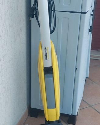 Lavasciuga pavimenti Karcher