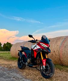 Ducati multistrada v4 pikes peak 2023
