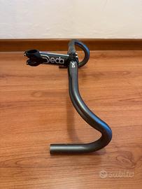 Set manubrio e attacco Deda