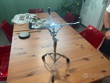 Supporto per rullante (snare drum)